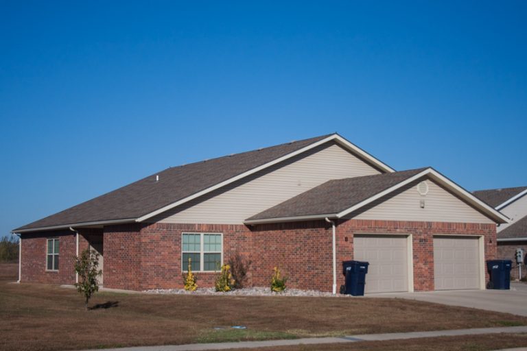 The Plaza of b City Bell Management